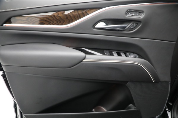 Used 2022 Cadillac Escalade Sport Platinum for sale $135,900 at Bugatti of Greenwich in Greenwich CT 06830 15