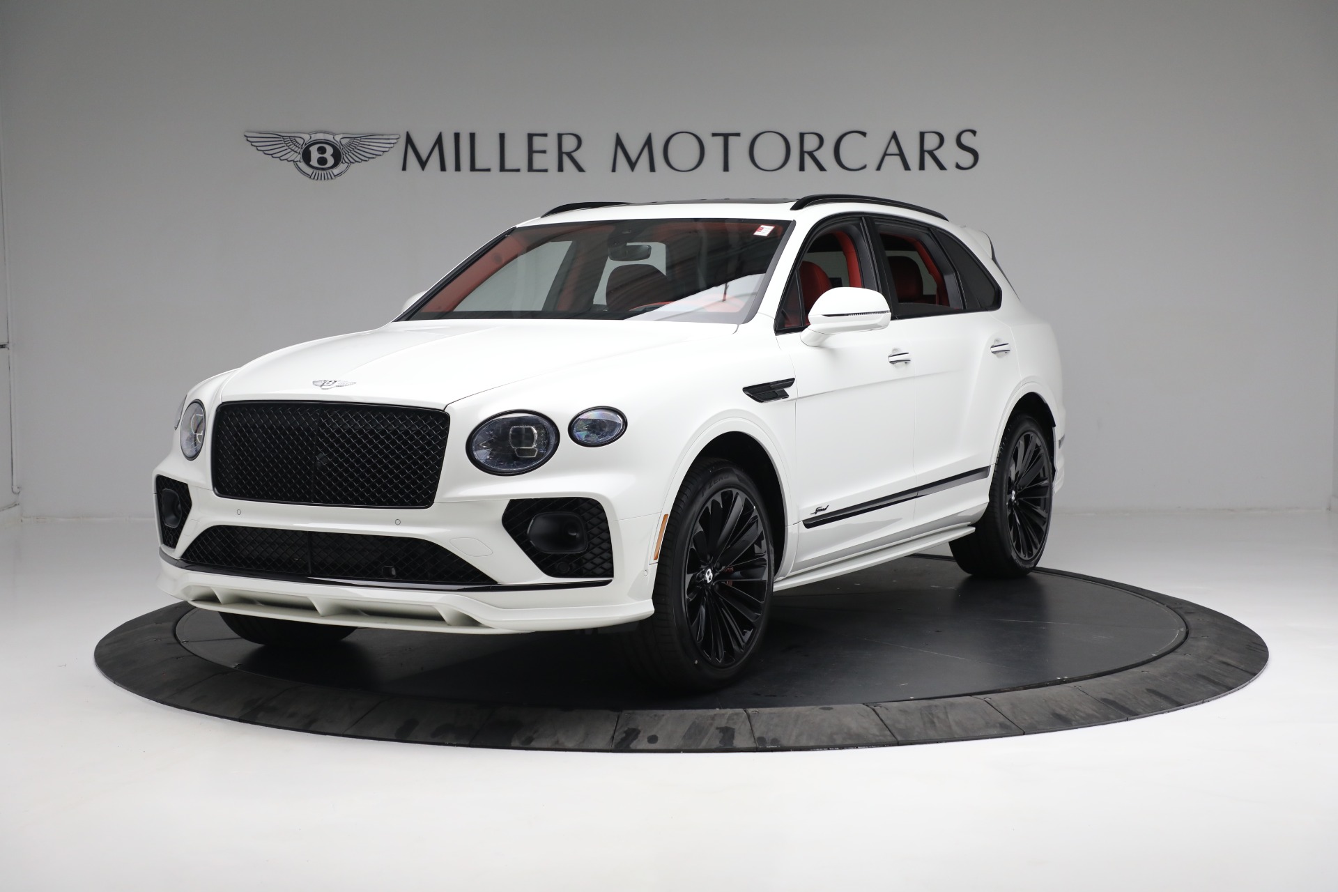 https://www.bugattiofgreenwich.com/imagetag/5709/main/l/New-2022-Bentley-Bentayga-Speed.jpg