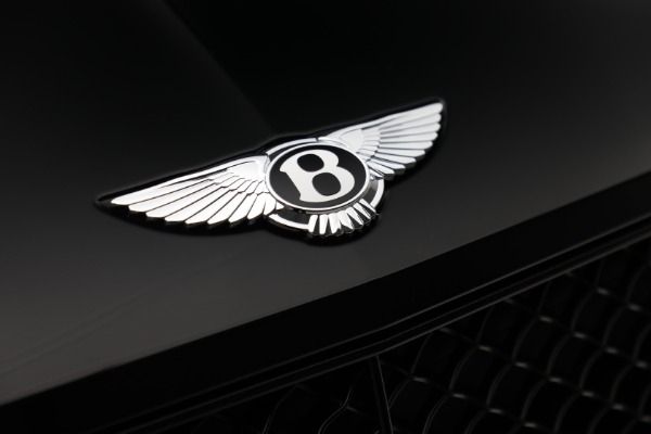 New 2022 Bentley Bentayga V8 for sale Sold at Bugatti of Greenwich in Greenwich CT 06830 14