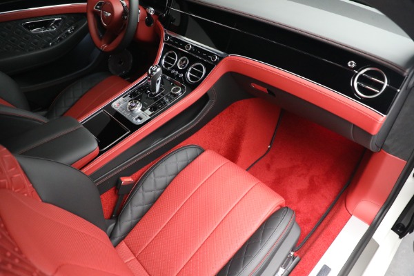 New 2022 Bentley Continental GT V8 for sale $309,385 at Bugatti of Greenwich in Greenwich CT 06830 21