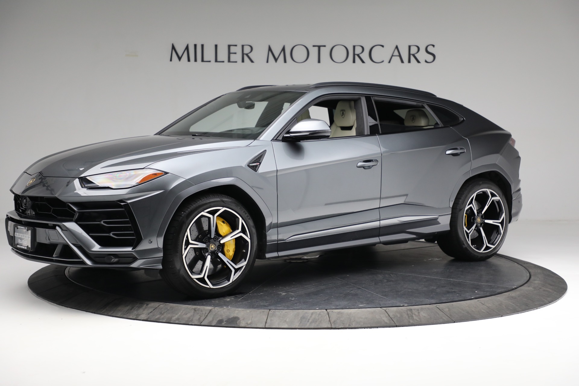 Used 2019 Lamborghini Urus for sale Sold at Bugatti of Greenwich in Greenwich CT 06830 1