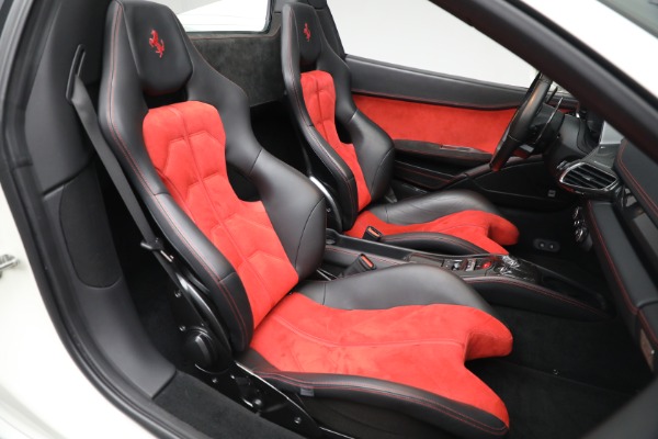 Used 2012 Ferrari 458 Spider for sale $289,900 at Bugatti of Greenwich in Greenwich CT 06830 24