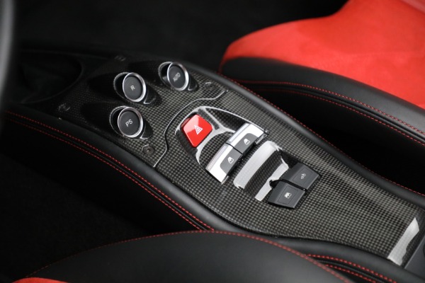 Used 2012 Ferrari 458 Spider for sale $289,900 at Bugatti of Greenwich in Greenwich CT 06830 27