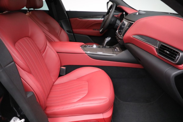 Used 2022 Maserati Levante GT for sale Sold at Bugatti of Greenwich in Greenwich CT 06830 19