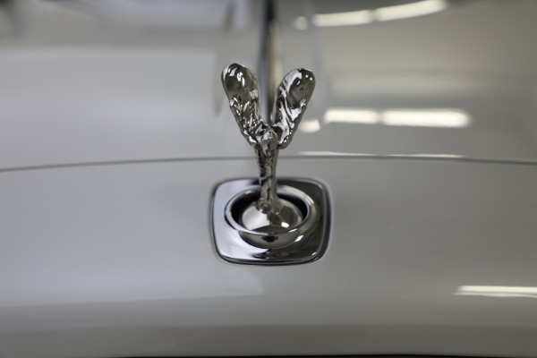 Used 2017 Rolls-Royce Ghost for sale $229,900 at Bugatti of Greenwich in Greenwich CT 06830 28