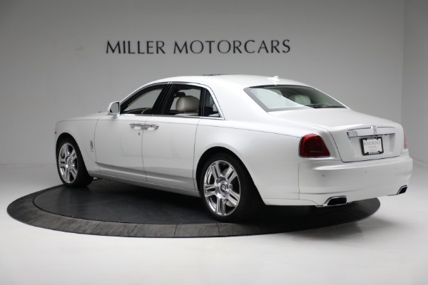 Used 2017 Rolls-Royce Ghost for sale $229,900 at Bugatti of Greenwich in Greenwich CT 06830 5