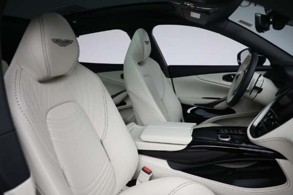 New 2022 Aston Martin DBX for sale $234,596 at Bugatti of Greenwich in Greenwich CT 06830 20