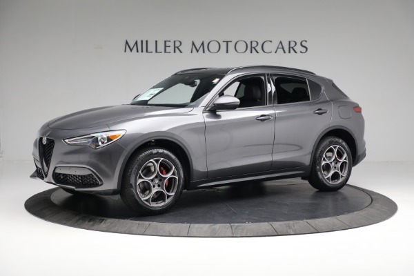 New 2022 Alfa Romeo Stelvio Sprint for sale Sold at Bugatti of Greenwich in Greenwich CT 06830 2