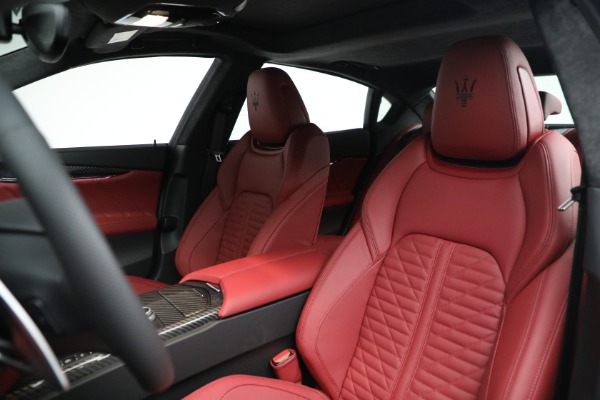 New 2022 Maserati Quattroporte Modena Q4 for sale $134,161 at Bugatti of Greenwich in Greenwich CT 06830 15