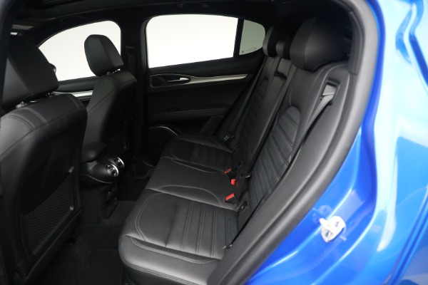 Used 2022 Alfa Romeo Stelvio Veloce for sale $32,900 at Bugatti of Greenwich in Greenwich CT 06830 17