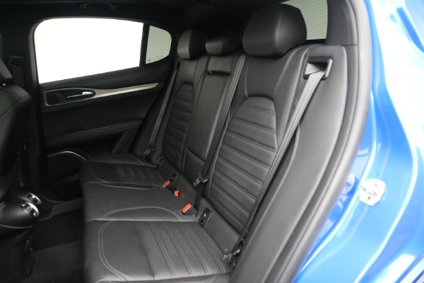 Used 2022 Alfa Romeo Stelvio Veloce for sale $32,900 at Bugatti of Greenwich in Greenwich CT 06830 18