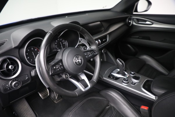 Used 2022 Alfa Romeo Stelvio Veloce for sale $32,900 at Bugatti of Greenwich in Greenwich CT 06830 22