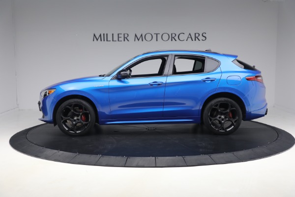 Used 2022 Alfa Romeo Stelvio Veloce for sale $32,900 at Bugatti of Greenwich in Greenwich CT 06830 3