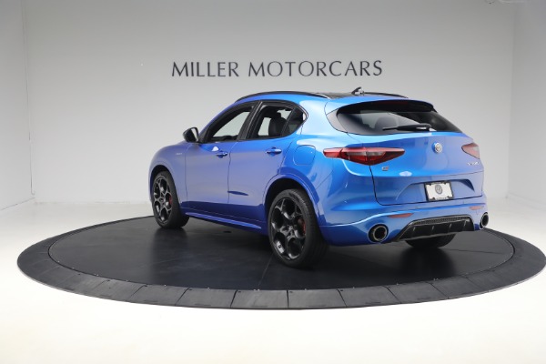 Used 2022 Alfa Romeo Stelvio Veloce for sale $32,900 at Bugatti of Greenwich in Greenwich CT 06830 5