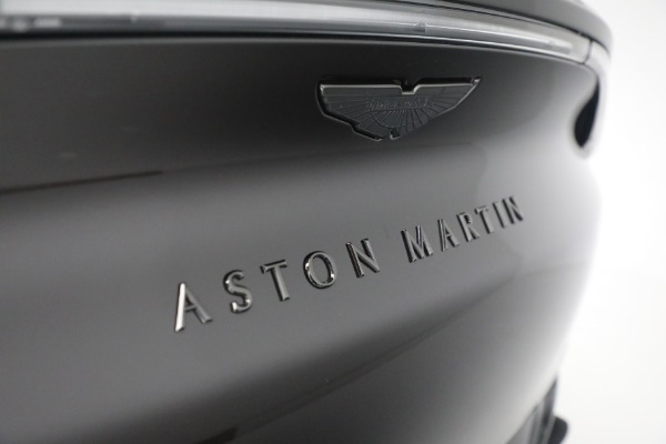 Used 2022 Aston Martin DBX for sale $105,900 at Bugatti of Greenwich in Greenwich CT 06830 23
