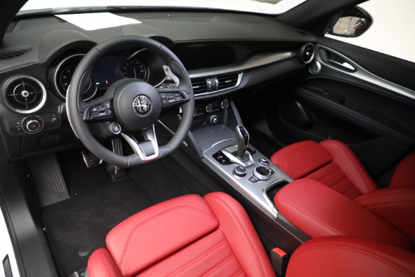 New 2022 Alfa Romeo Stelvio Veloce for sale Sold at Bugatti of Greenwich in Greenwich CT 06830 28