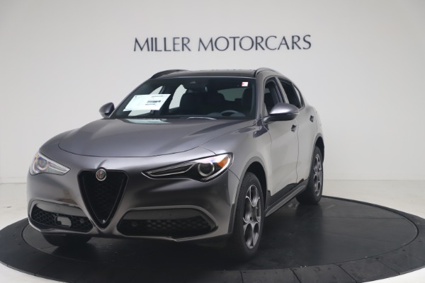 New 2022 Alfa Romeo Stelvio Sprint for sale Sold at Bugatti of Greenwich in Greenwich CT 06830 1