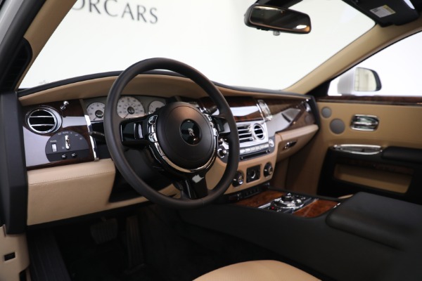 Used 2013 Rolls-Royce Ghost for sale Sold at Bugatti of Greenwich in Greenwich CT 06830 14