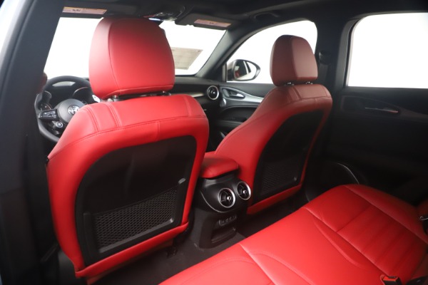 New 2022 Alfa Romeo Stelvio Veloce for sale Sold at Bugatti of Greenwich in Greenwich CT 06830 20