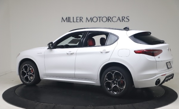 New 2022 Alfa Romeo Stelvio Veloce for sale Sold at Bugatti of Greenwich in Greenwich CT 06830 4