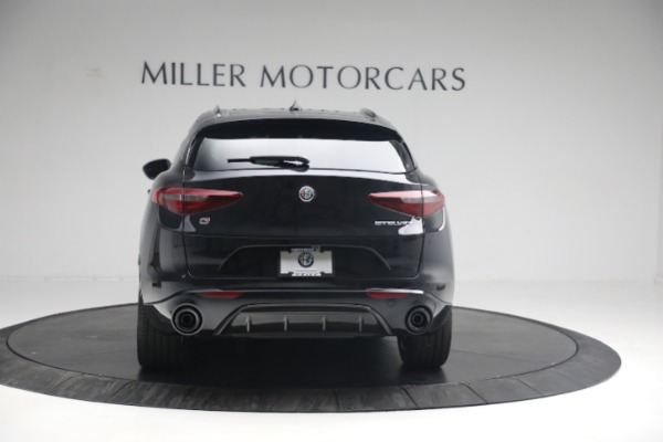 New 2022 Alfa Romeo Stelvio Veloce for sale Sold at Bugatti of Greenwich in Greenwich CT 06830 7