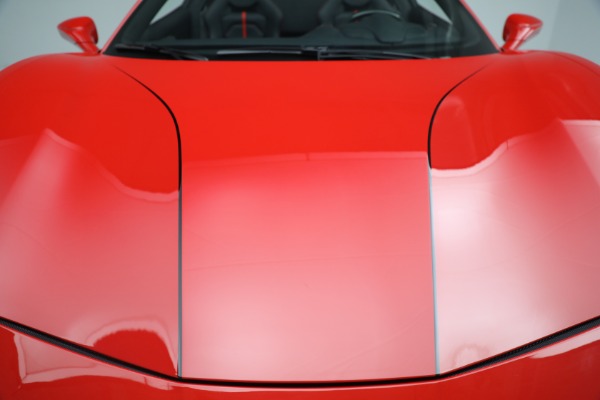 Used 2018 Ferrari 488 Spider for sale $382,900 at Bugatti of Greenwich in Greenwich CT 06830 25