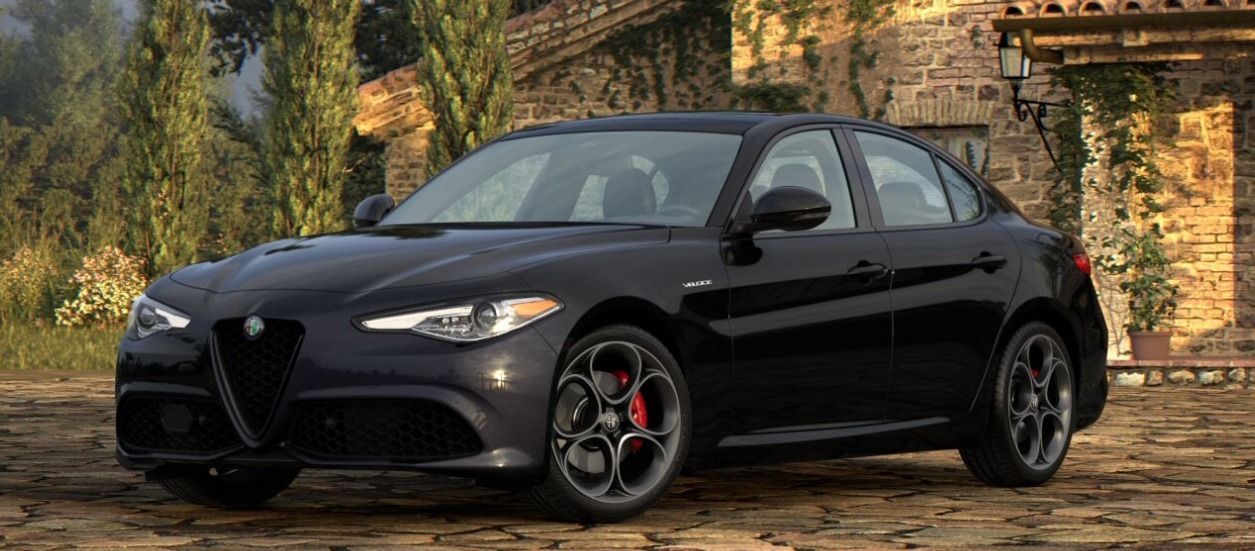 New 2022 Alfa Romeo Giulia Veloce for sale Sold at Bugatti of Greenwich in Greenwich CT 06830 1