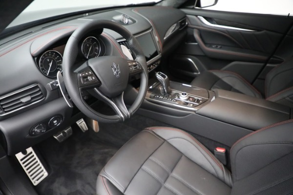 New 2022 Maserati Levante Modena for sale $113,696 at Bugatti of Greenwich in Greenwich CT 06830 14