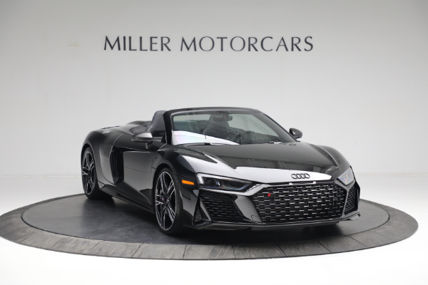Used 2022 Audi R8 5.2 quattro V10 perform. Spyder for sale Call for price at Bugatti of Greenwich in Greenwich CT 06830 11