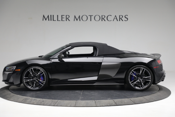 Used 2022 Audi R8 5.2 quattro V10 perform. Spyder for sale Sold at Bugatti of Greenwich in Greenwich CT 06830 14