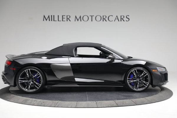 Used 2022 Audi R8 5.2 quattro V10 perform. Spyder for sale Call for price at Bugatti of Greenwich in Greenwich CT 06830 17