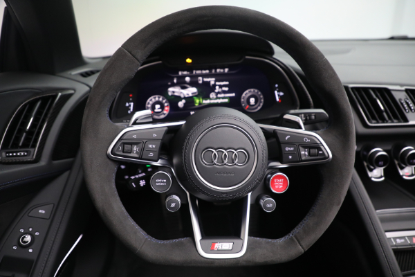 Used 2022 Audi R8 5.2 quattro V10 perform. Spyder for sale Sold at Bugatti of Greenwich in Greenwich CT 06830 25