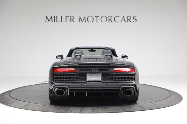Used 2022 Audi R8 5.2 quattro V10 perform. Spyder for sale Sold at Bugatti of Greenwich in Greenwich CT 06830 6