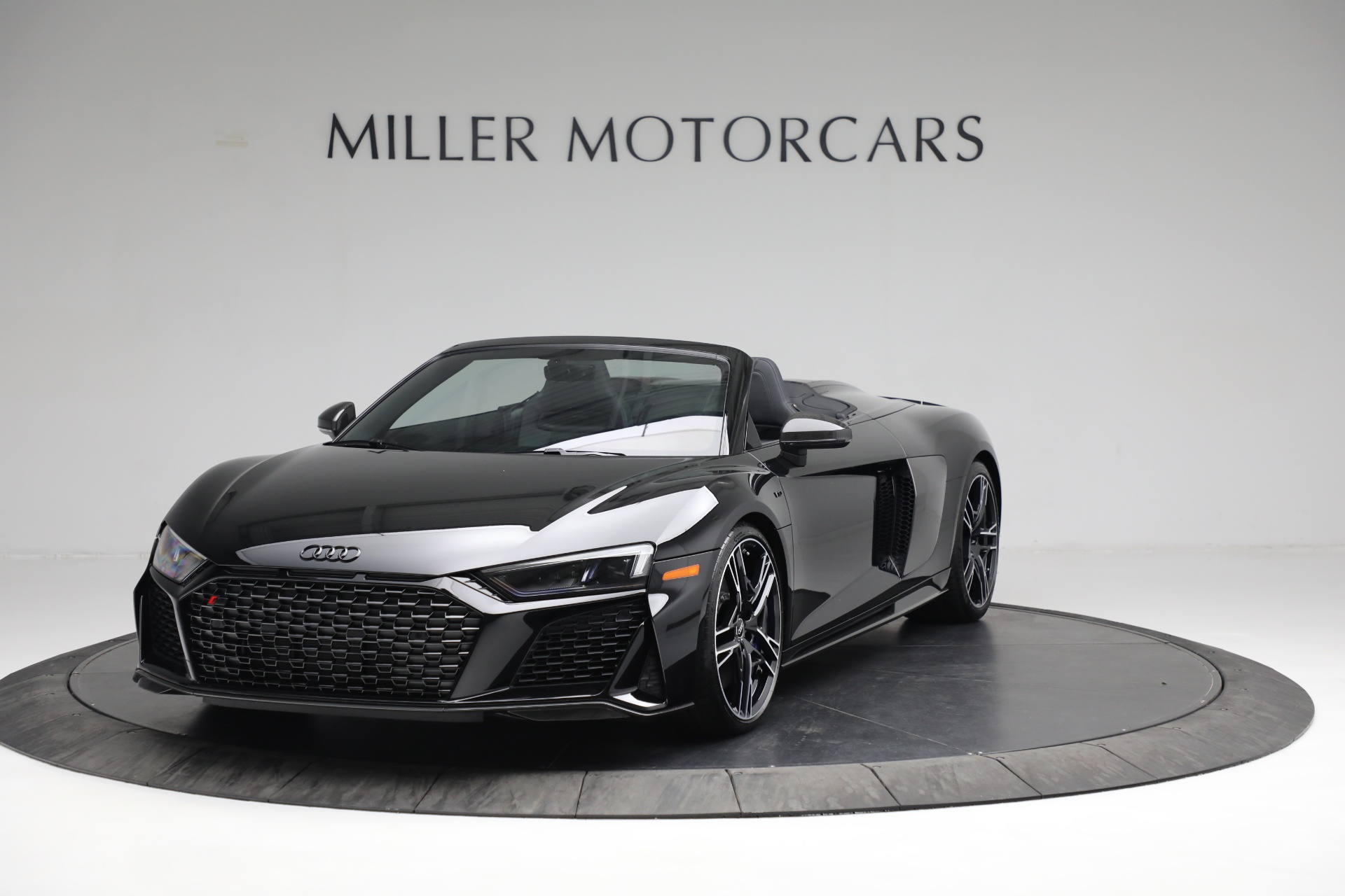 Used 2022 Audi R8 5.2 quattro V10 perform. Spyder for sale Sold at Bugatti of Greenwich in Greenwich CT 06830 1