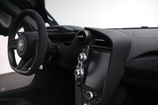 Used 2019 McLaren 720S Performance for sale $304,900 at Bugatti of Greenwich in Greenwich CT 06830 27