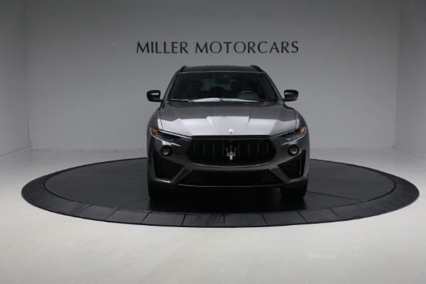 Used 2022 Maserati Levante Modena for sale $53,900 at Bugatti of Greenwich in Greenwich CT 06830 12
