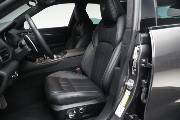 Used 2022 Maserati Levante Modena for sale $53,900 at Bugatti of Greenwich in Greenwich CT 06830 14