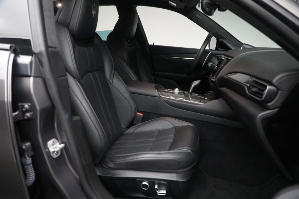 Used 2022 Maserati Levante Modena for sale $53,900 at Bugatti of Greenwich in Greenwich CT 06830 16