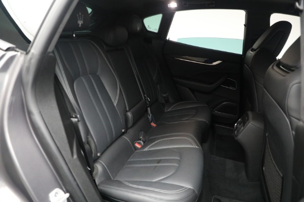 Used 2022 Maserati Levante Modena for sale $53,900 at Bugatti of Greenwich in Greenwich CT 06830 18