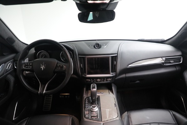 Used 2022 Maserati Levante Modena for sale $53,900 at Bugatti of Greenwich in Greenwich CT 06830 21