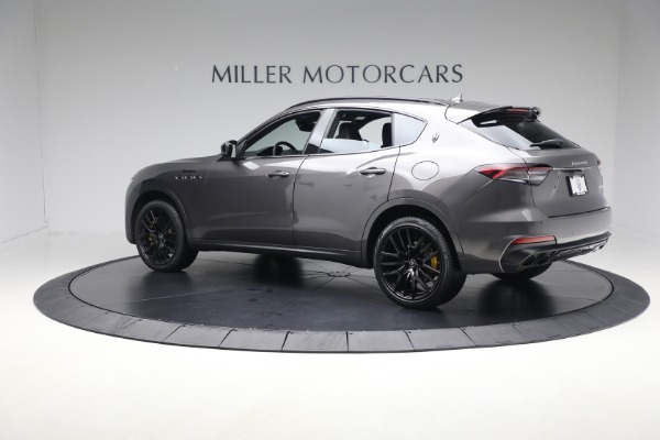 Used 2022 Maserati Levante Modena for sale $53,900 at Bugatti of Greenwich in Greenwich CT 06830 4