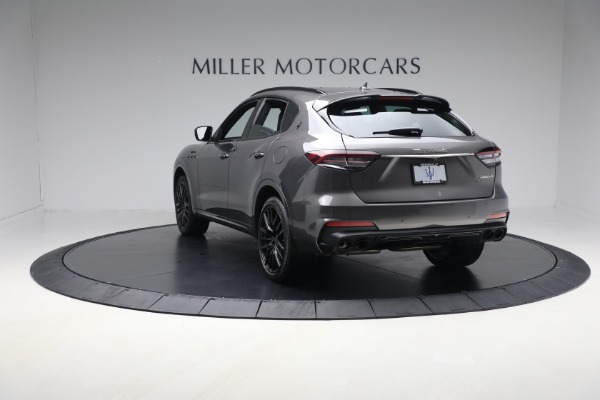 Used 2022 Maserati Levante Modena for sale $53,900 at Bugatti of Greenwich in Greenwich CT 06830 5