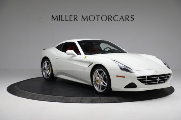 Used 2015 Ferrari California T for sale Sold at Bugatti of Greenwich in Greenwich CT 06830 18