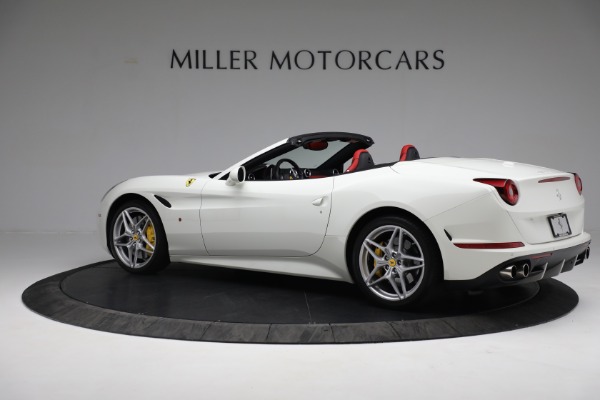 Used 2015 Ferrari California T for sale Sold at Bugatti of Greenwich in Greenwich CT 06830 4