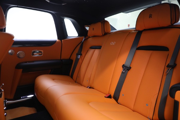 Used 2022 Rolls-Royce Ghost Black Badge for sale $394,900 at Bugatti of Greenwich in Greenwich CT 06830 17