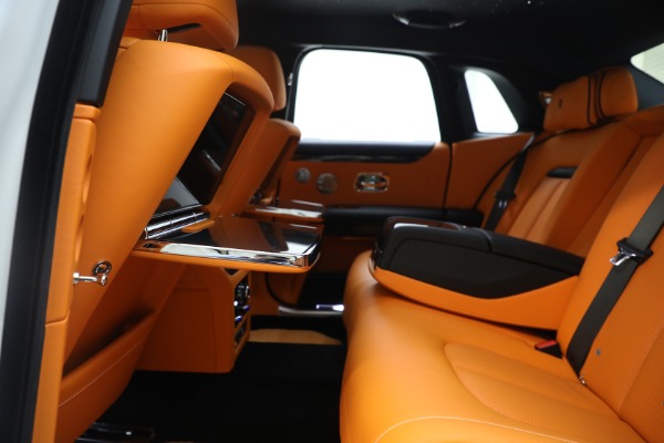 Used 2022 Rolls-Royce Ghost Black Badge for sale $394,900 at Bugatti of Greenwich in Greenwich CT 06830 18