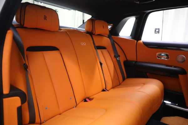 Used 2022 Rolls-Royce Ghost Black Badge for sale $394,900 at Bugatti of Greenwich in Greenwich CT 06830 24