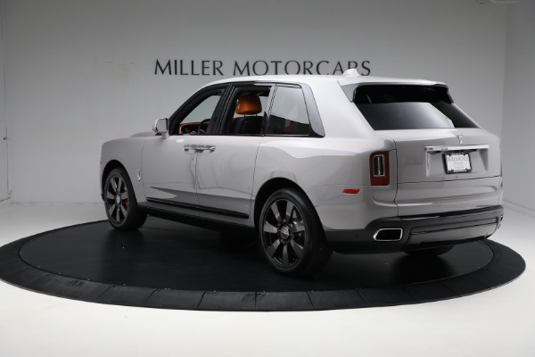 Used 2022 Rolls-Royce Cullinan for sale Sold at Bugatti of Greenwich in Greenwich CT 06830 10