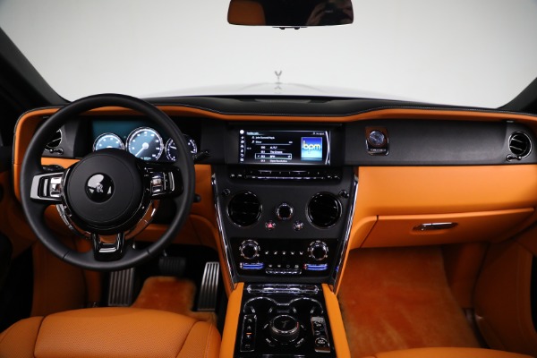 Used 2022 Rolls-Royce Cullinan for sale Sold at Bugatti of Greenwich in Greenwich CT 06830 4