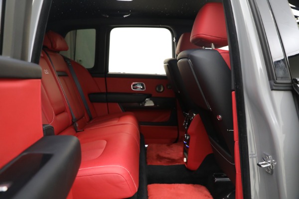 Used 2022 Rolls-Royce Black Badge Cullinan for sale Sold at Bugatti of Greenwich in Greenwich CT 06830 28
